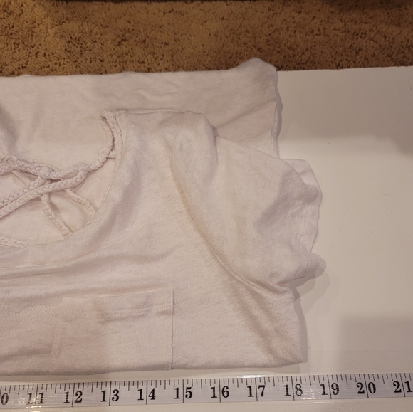 Boden 100% Linen Corded Cutout White Short Sleeve Top with Pocket - Picture 10 of 10